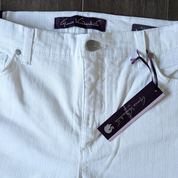 BNWT! Gloria Vanderbilt, Cropped Pants in Stretch Denim White, Size 12 - Picture 6 of 6